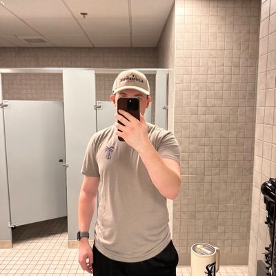 TristonCrump's profile picture. howdy🤠