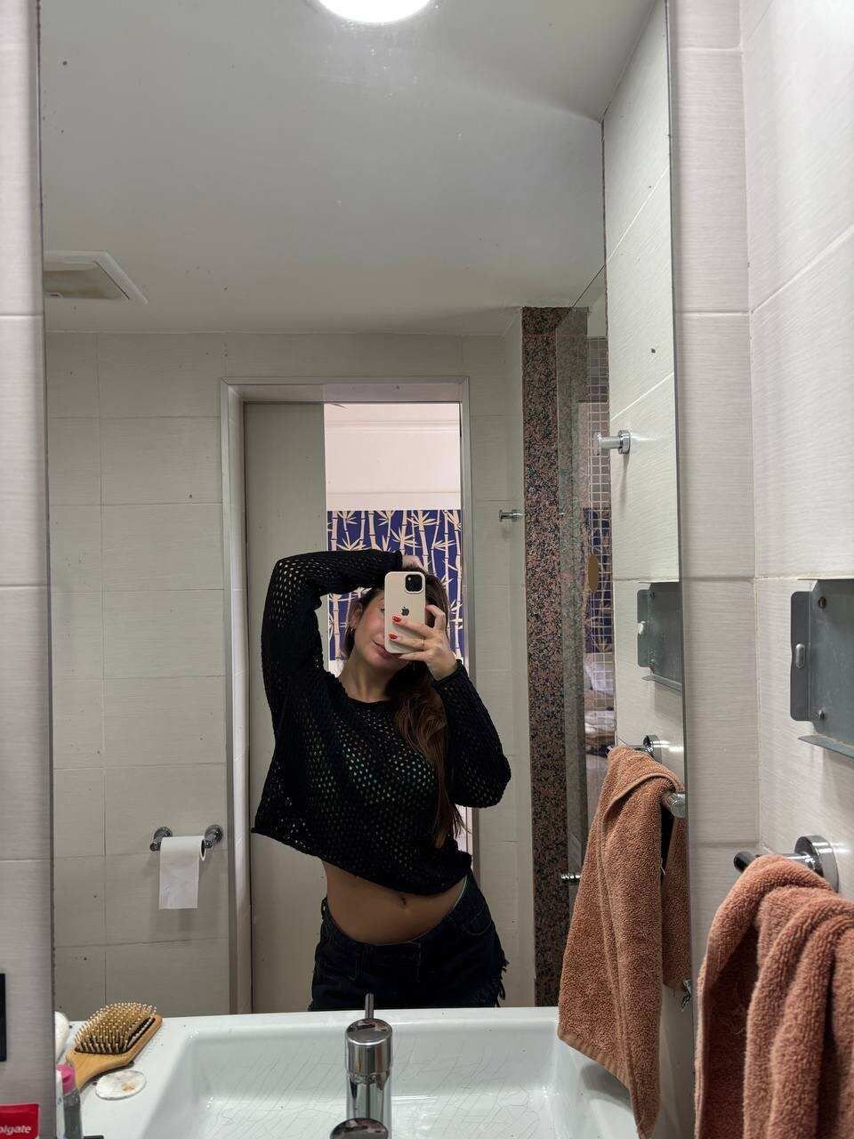 GigA_alica's profile picture. heyyy 19f - backup acc
hoping to find cool people /besties to vibe with