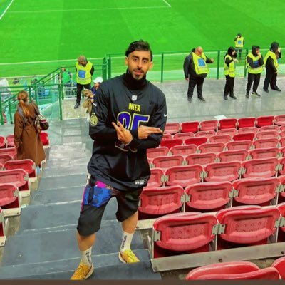 altgrass17's profile picture. صاحب مؤسسة golden17grass لاعب كره قدم عاشق للانتر 💙🖤 والبرازيل🇧🇷والنصر 💙💛 اللهم احفظ لي امي 💜ووطني 🇸🇦