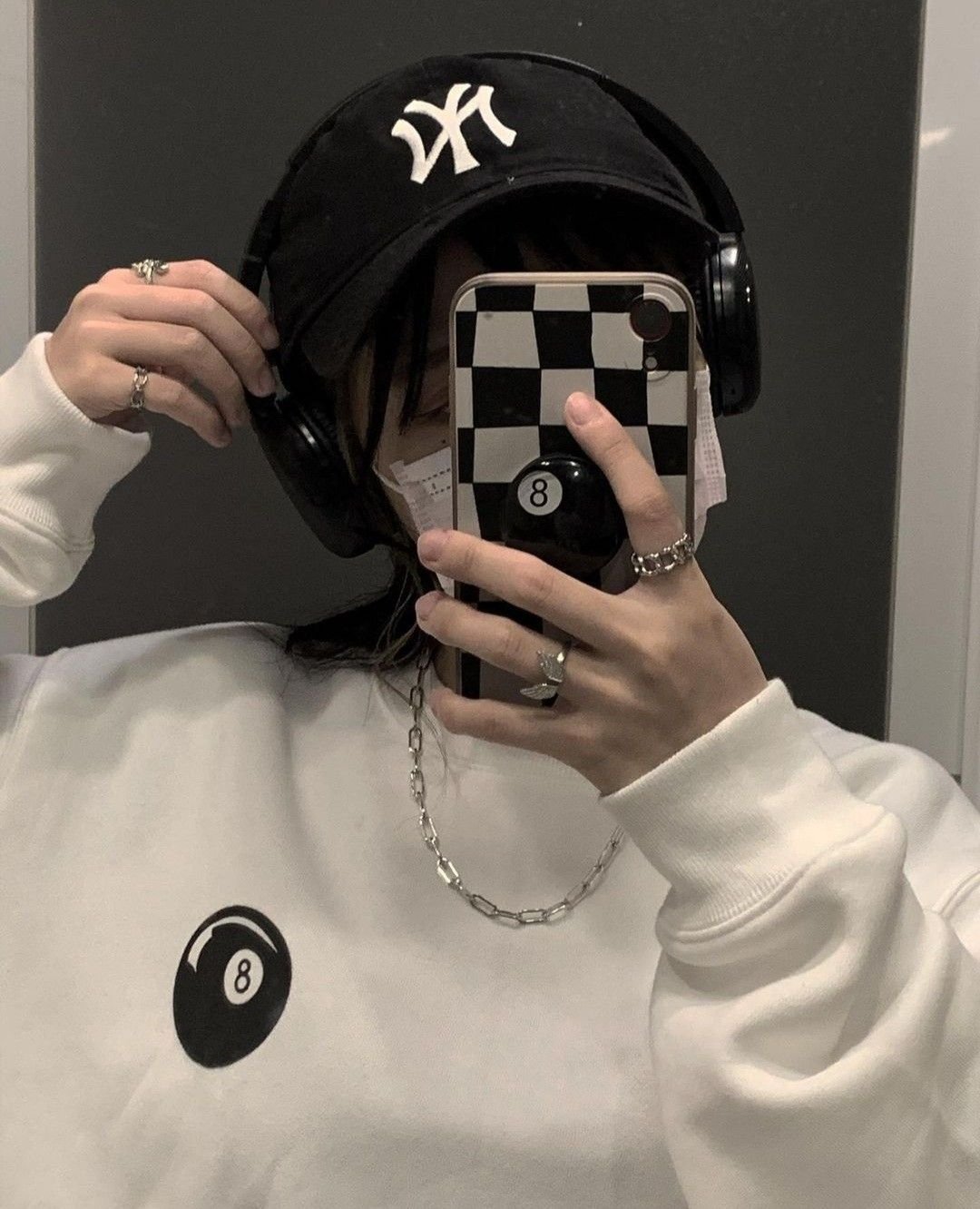 futoukoufree's profile picture. 大昔は情報処理技術者してましたが今はスッカリ建築士と宅建士にて、不動産と宿泊事業を展開しています。民泊は投資ではなく事業です。不動産投資も不動産事業です。経営の観点が大切です。顧客ニーズとマーケティングで差別化しましょう。