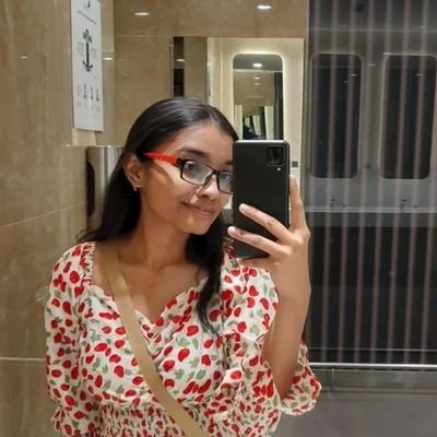 AnushkaGup44956's profile picture. 22,Engineer || Let's build together!👩‍💼 || Curious mind
