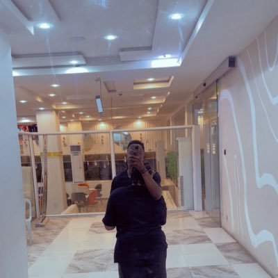 Felaeniola's profile picture. Agricutural extension🎓, Farmer 👨🏽‍🌾, #MUFC❤, Co-Founder @BunkMate_420 , Proudstoner 💚🍃, Realtor 🏡, AKETE🌴🧉 , Consultancy , Pr 💨, DevOps 💻 🧤⚽️ 30BG