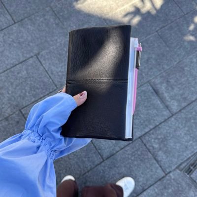 47_yonaka's profile picture. 手帳・日常/お酒と音楽と陰鬱な映画とオカルト好き/万年ダイエッター