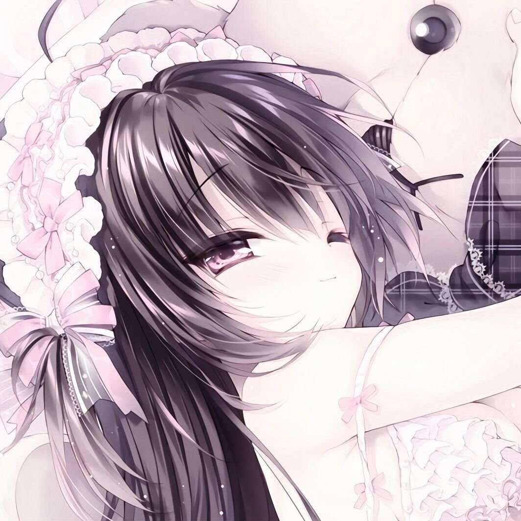 raeann579's profile picture. 茨城県在住の会社員。LEDを使って苺を生産する会社で働いています🍓デパコス好き。メイクやファッションのお話出来たら嬉しいです💄ジルスチュアート、CANMAKE、コスメデコルテ推し。YSLのコスメが憧れ😍気軽に話しかけて下さいね。|Amazonアソシエイト参加者です。