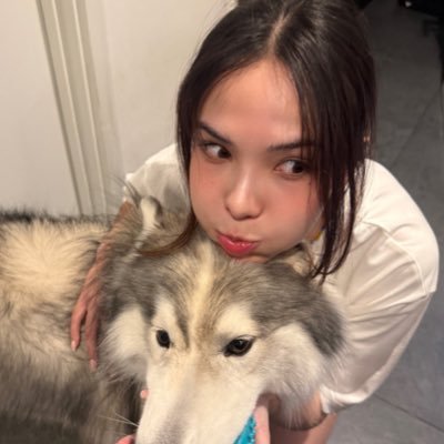 nongmoojaab's profile picture. 