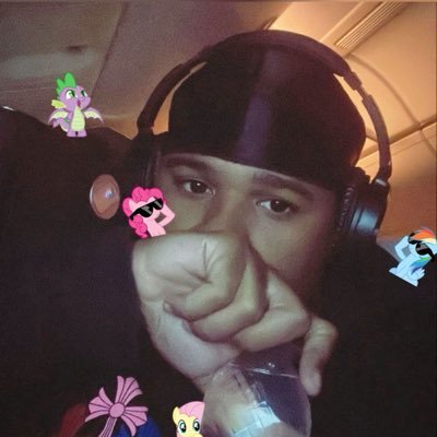 xoofeclipse's profile picture. he/him