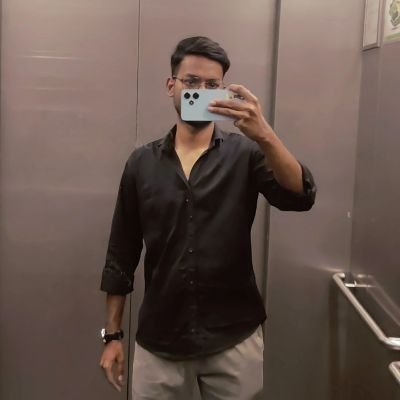 maybemnv's profile picture. I code