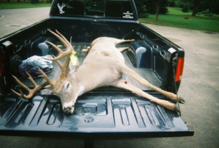 huntinudown's profile picture. 