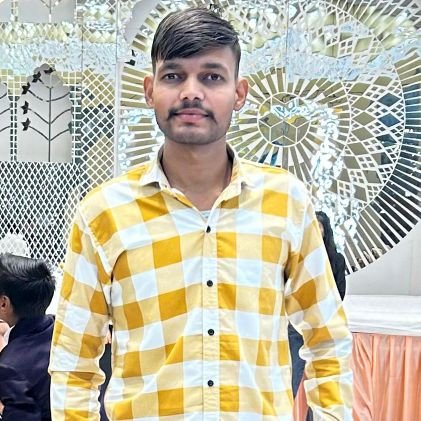 RohitJagar97981's profile picture. भजन करों उस रब का📿
जो दाता हैं कुल सब का🌎
Lord Kabir is the owner of the world.🤲😍