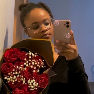 sisanda_klaas's profile picture. New account.