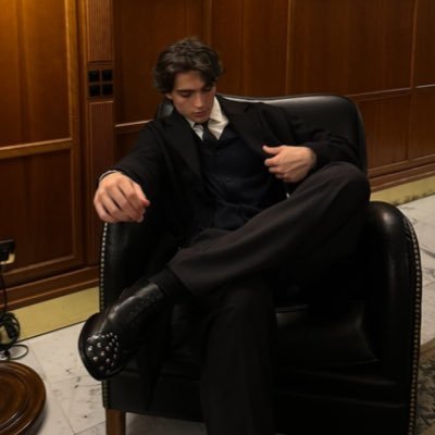 vs_6e's profile picture. عديم مُبالاة وغير مُهتم بستثناء مُمتلكاته.