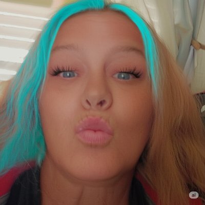 grammyhip's profile picture. 