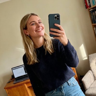 bringbackoldway's profile picture. Jesus Saves, I spend 🥂🧚‍♀️
