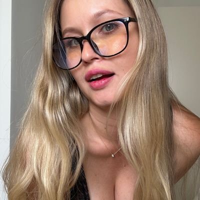stella739755527's profile picture. 