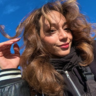 suni_xoxo's profile picture. ✿ chronically ill (ME/CFS) ✿ wheelchair user | dynamically disabled ✿ FPS streamer ✿ the inner machinations of my mind are an enigma ✿ supported by @redbullCH