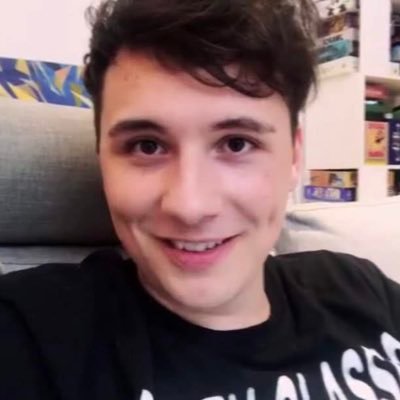 explicithowell's profile picture. i'm on my way back to phil —dan ; fan account