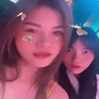 0yizb1t37738's profile picture. 