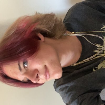 Rileyyyy__2's profile picture. wassuppp, I’m 14, male and Proudly Bi. I’m from Australia 🇦🇺idc who, but someone, ANYONE be my friend 🙏