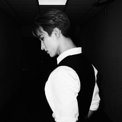 3xquisit3_'s profile picture. 