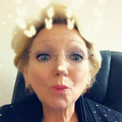 Nicollejahne's profile picture. Amoureuse de L'humain, rock star du Bonheur ! Diplômée en sophrologie, Conférencière. Specialiste de l'anorexie et de la boulimie depuis 25 ans.