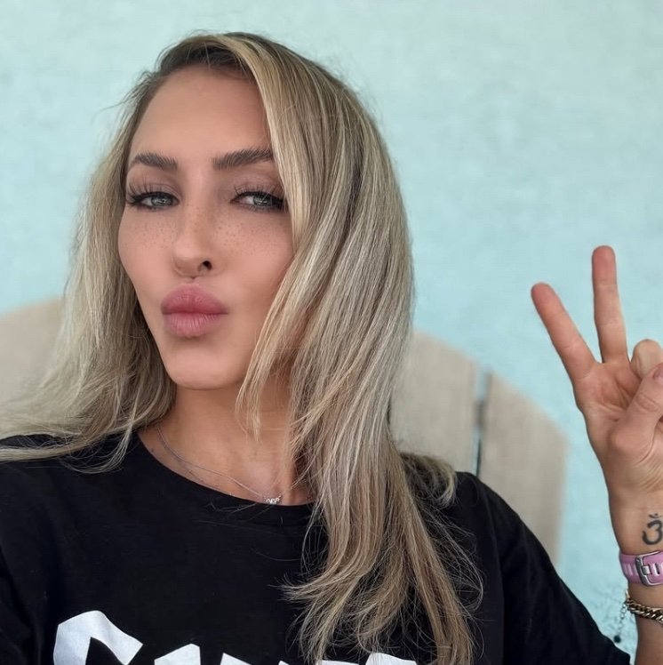 MaryKaylam7's profile picture. 