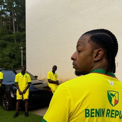 RhellzForpres's profile picture. Building in silence.