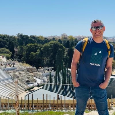 FerranSGirbes's profile picture. Que el Twitter iba en serio uno lo empieza comprender más tarde.