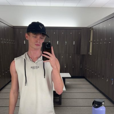 mafisonbsquare's profile picture. Gay 🇺🇸
Looking for friends / partner | DMs
open 🏳️‍⚧️
#GaySingle