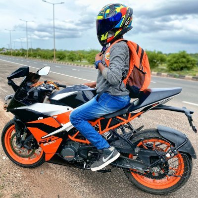 aws_do's profile picture. Ai Enthusiasm | Exploring technology, innovation, productivity & learn. Empowering others to leverage Tech for success. Let's grow together 🚀