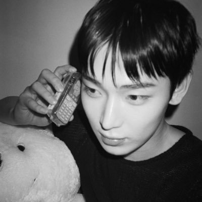 sunoea's profile picture. ৎ୭ 𝐂𝐀 ꗃ ָ࣪ ˖ 𖦆 . . . an 𝑠𝑛𝑜𝑤 𝑝𝑟𝑖𝑛𝑐𝑒 contains ᥴᥙtᥱᥒᥱss and kιᥒdᥒᥱss. 🍉