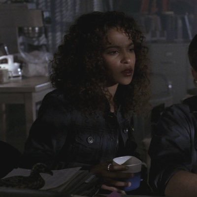 aslaanszn's profile picture. she/her