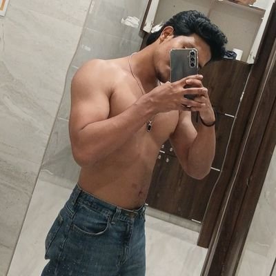 vaibhav06011051's profile picture. Half trouble, half charm