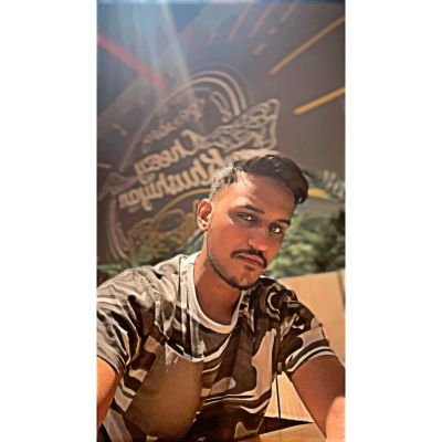 Bilal_Stories's profile picture. if you're dreaming make sure you dream big  🍁