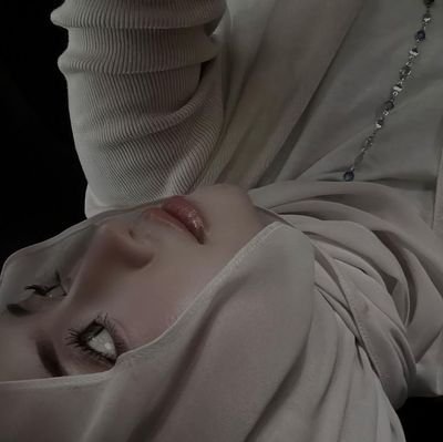 Sheinaraa_'s profile picture. 
