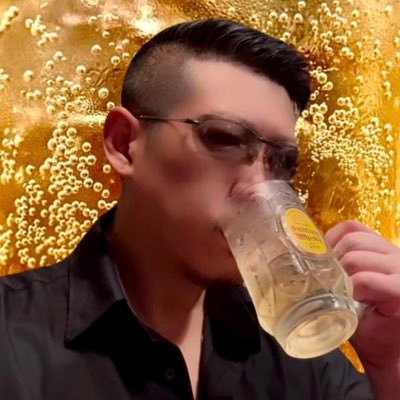 sake_dandyism's profile picture. 今夜も旨い飯と旨い酒で家飲みやってます🍻保護猫ルンルン🐈＆姉貴（酒ダンの姉😎）と自作のホームBARで家飲みを愉しむ、酒好きアラフィフ独身男🥃😎｜The Godfather🎞️ 保護猫🐈｜B'z 🎸｜釣り🎣｜ウヰスキー🥃座右の銘/人間万事塞翁が馬🐎｜ゴロサス😎🍺#お酒好きな人と繋がりたい🥃