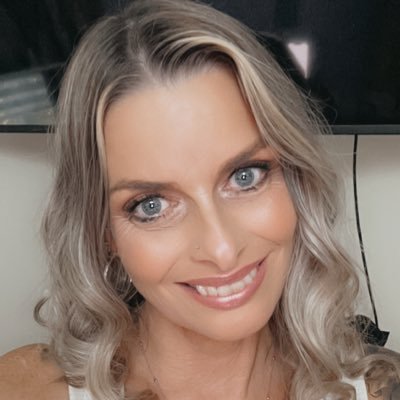 Keepsmiilling's profile picture. PRIVATE ACCOUNT NOT A FANS PAGE ❌   I'II
FOLLOW
AND TEXT MY REAL FANS ONLY