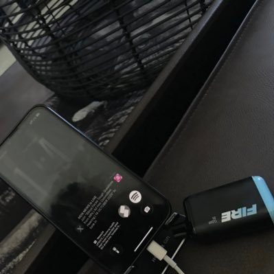 musasigweje's profile picture. Y