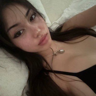 neyrinelle's profile picture. walking daydream with a soft heart