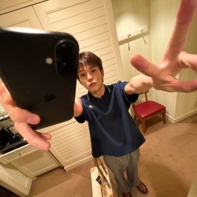 urtr3qsi_'s profile picture. 