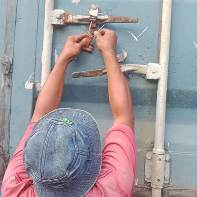 sariawan1337280's profile picture. 