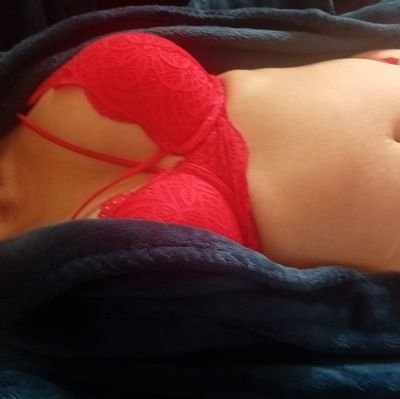 LizzieRg15's profile picture. 