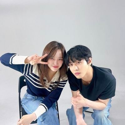 anna4hj's profile picture. kcjdramas✨BinJin.HyoJeong.SooWon✨

#SoldOutAgainToday🗓️ '26➡️AhnHyoseop : KimSejeong's #MoonRiver on Viu/Viki

🎶StreamSingerSejeong 💜☘stationhead☘💜🎶