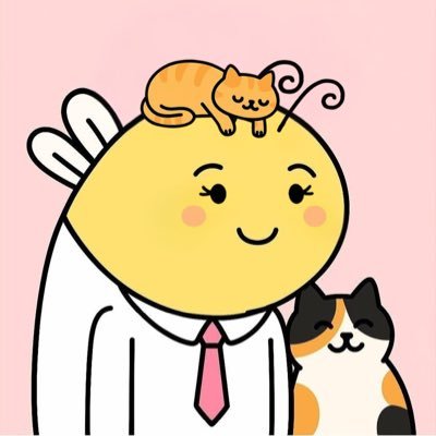 blooperbee's profile picture. she/her