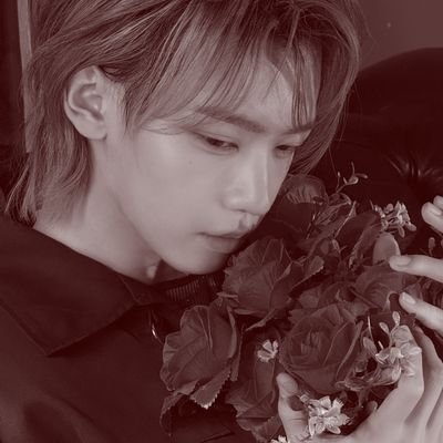 gilgunsz's profile picture. ˗ˏˋ ★ ˎˊ˗ 두 눈에 비친 아홉 빛깔 ⋆.ೃ࿔.𖥔 ݁ ˖*:･༄ @ahof_official
⋆｡ﾟ☁︎｡⋆ Love! Love! 君が大好きᥫ᭡·⁀ ༄.° @UNIS_offcl