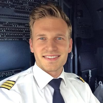 stev51054's profile picture. 