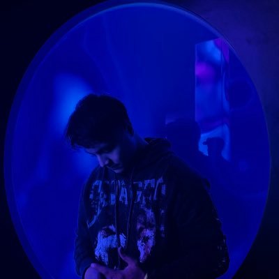 EEnvied_'s profile picture. Halo performer / @leslieyaiire