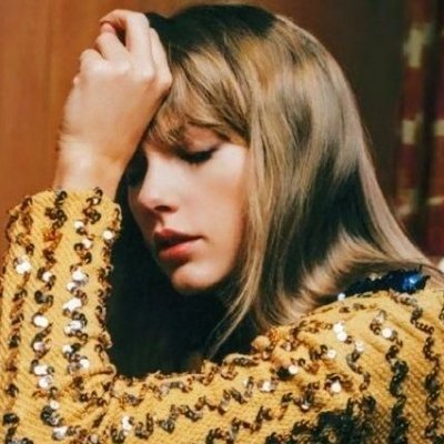 belovedlillie's profile picture. a cinephile and music lover in black and white.
