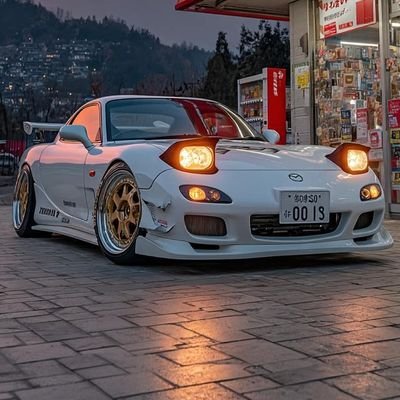 Adewale94638371's profile picture. Be focused