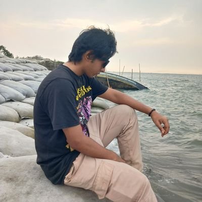 dysthymiatron's profile picture. IIFWY @mackiverze