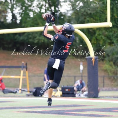 Jack_Lee_2027's profile picture. C/O 27’ | 🏈 WR/S 🏀 SG/SF🥍 LSM at Jefferson Forest HS| 6’4” 190Ibs 4.111 GPA | jtlee0303@icloud.com | Member of National Honors Society | NCAA ID# 2409403222